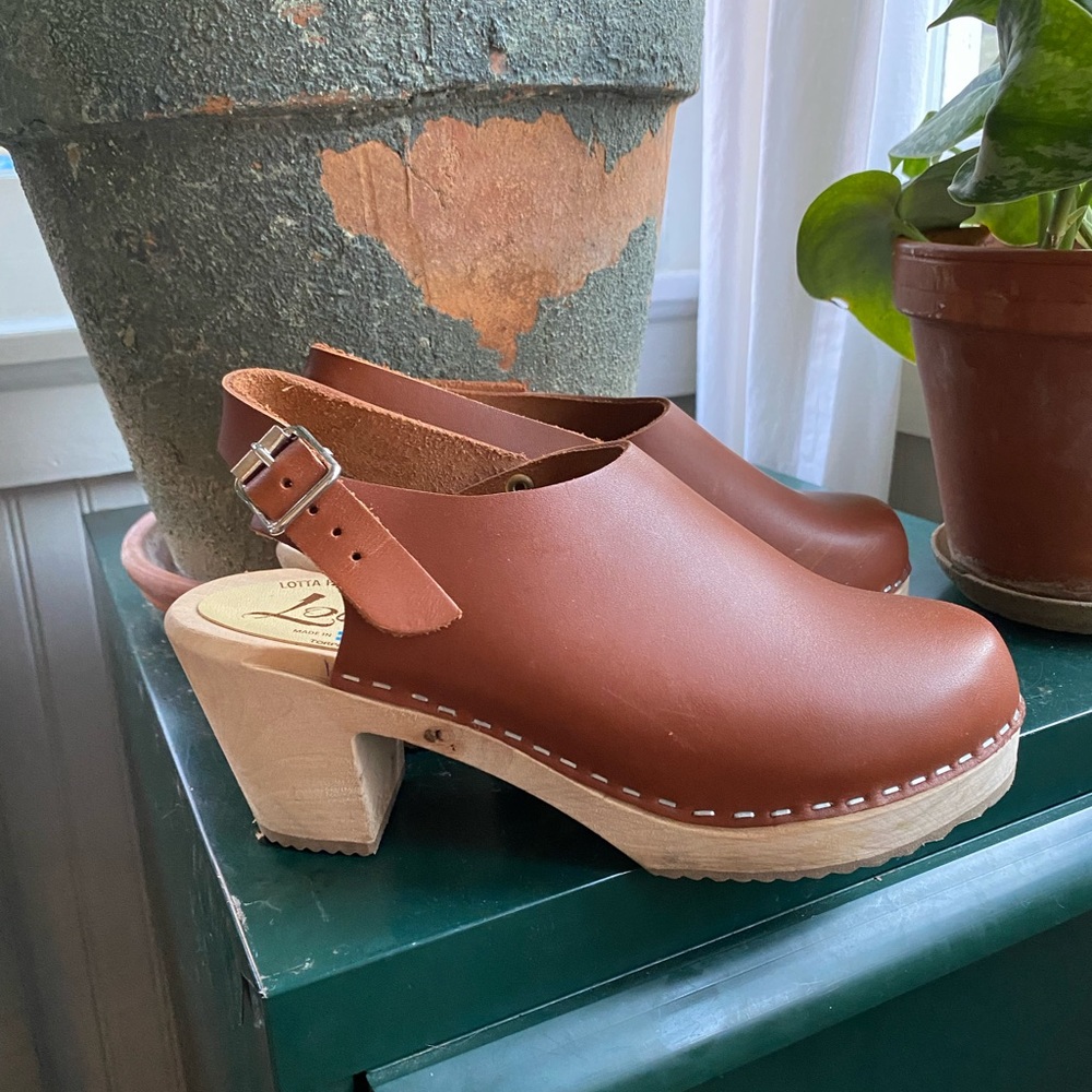 Lotta From Stockholm - brown leather clogs